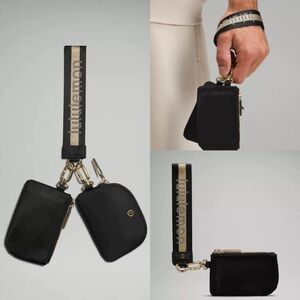 Lululemon dual pouch NWOT wristlet